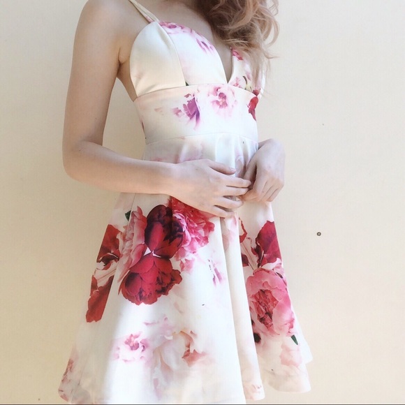 FLORAL DRESS - Picture 2 of 4
